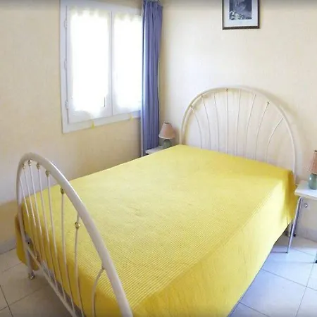 House With One Bedroom In Agde, With Pool Access, Enclosed Garden And Apartment Agde